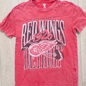 Vintage Detroit Red Wings Graphic T-Shirt Founded 1926 NHL Tee Red Size XS